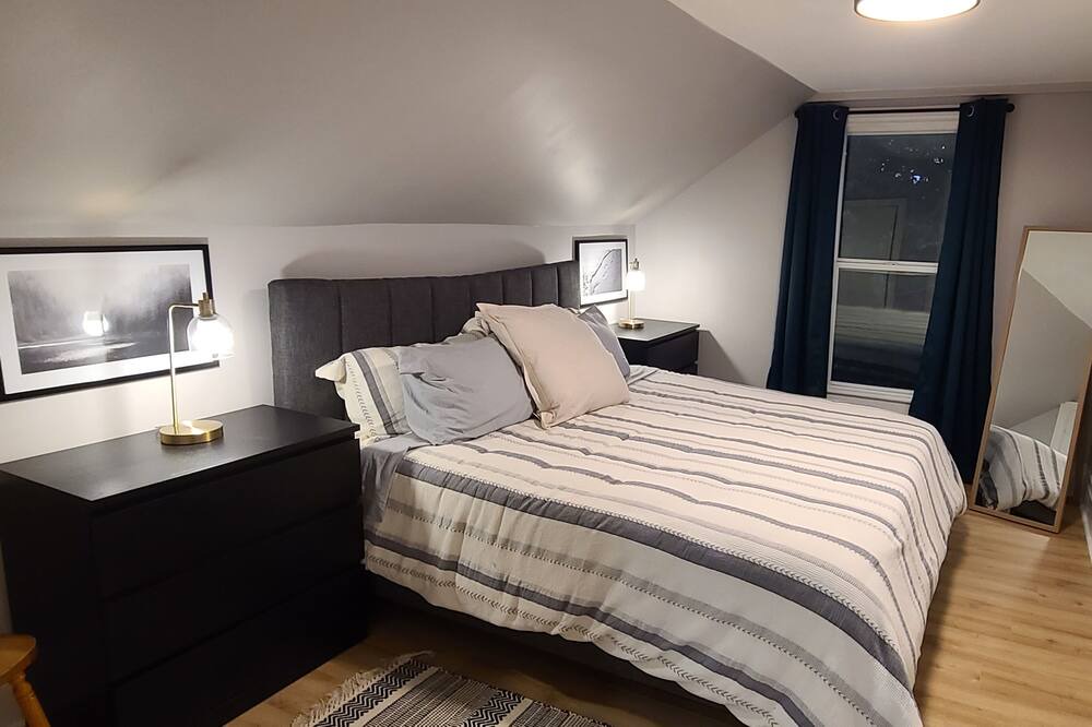 Photo of Bedroom in Port Dover