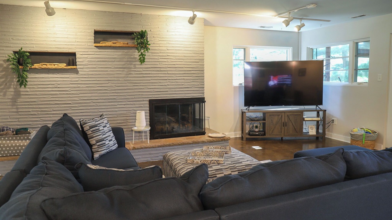 Photo of Livingroom in Town of Pines