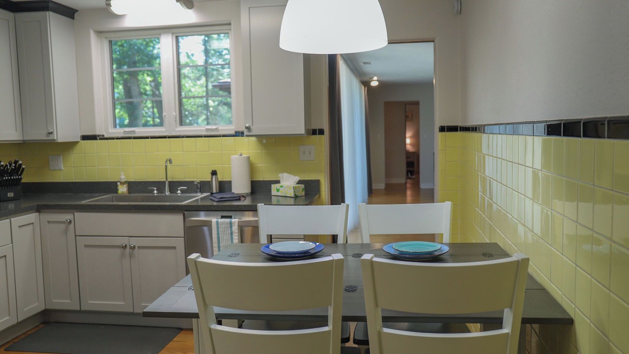 Photo of Kitchen in Town of Pines