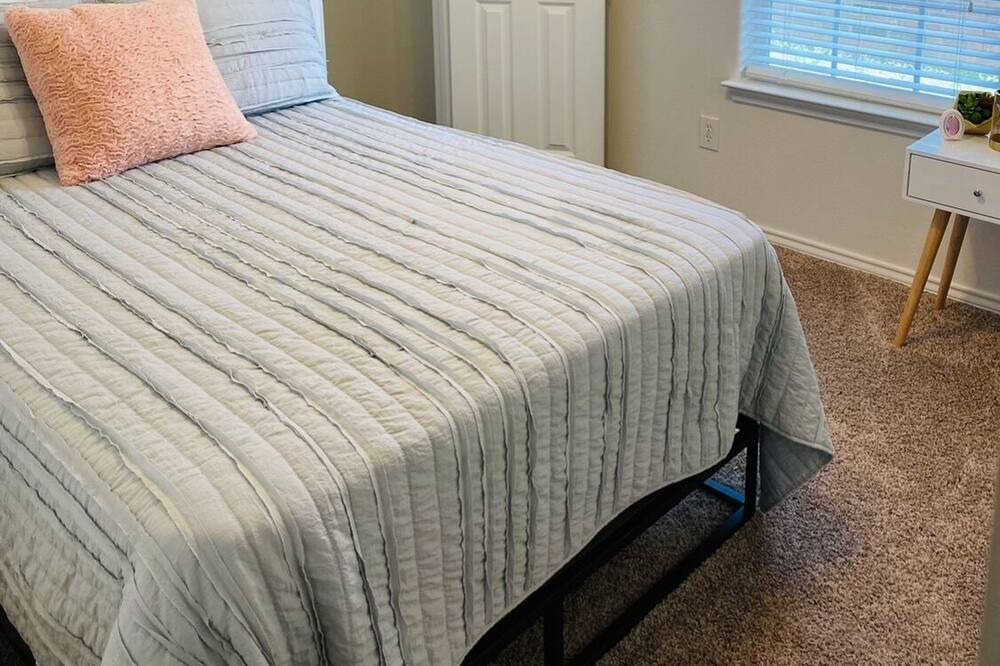 Photo of Bedroom in Lubbock