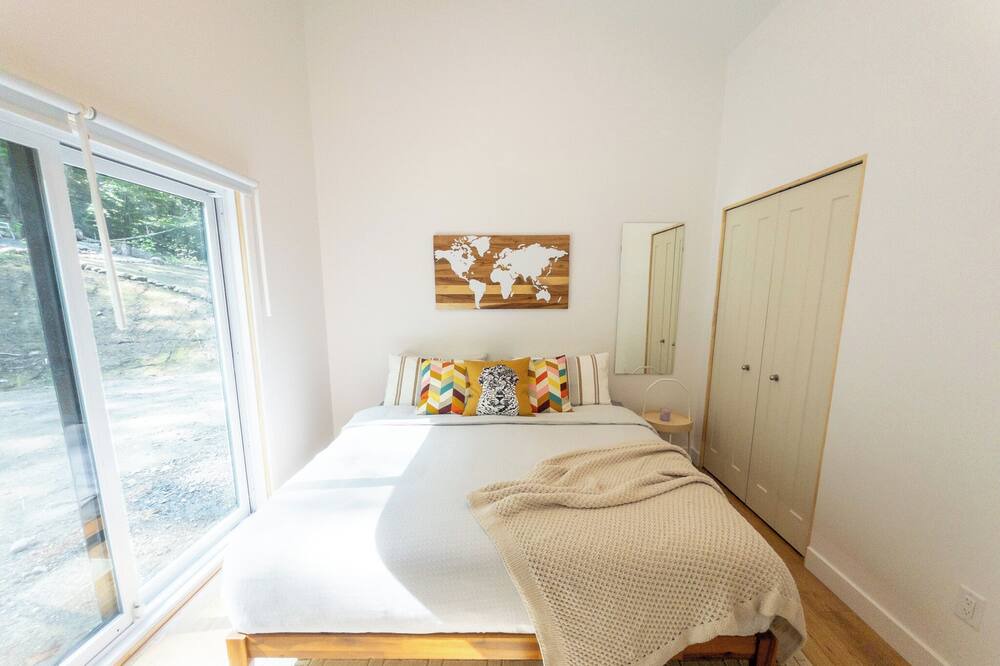 Photo of Bedroom in La Peche