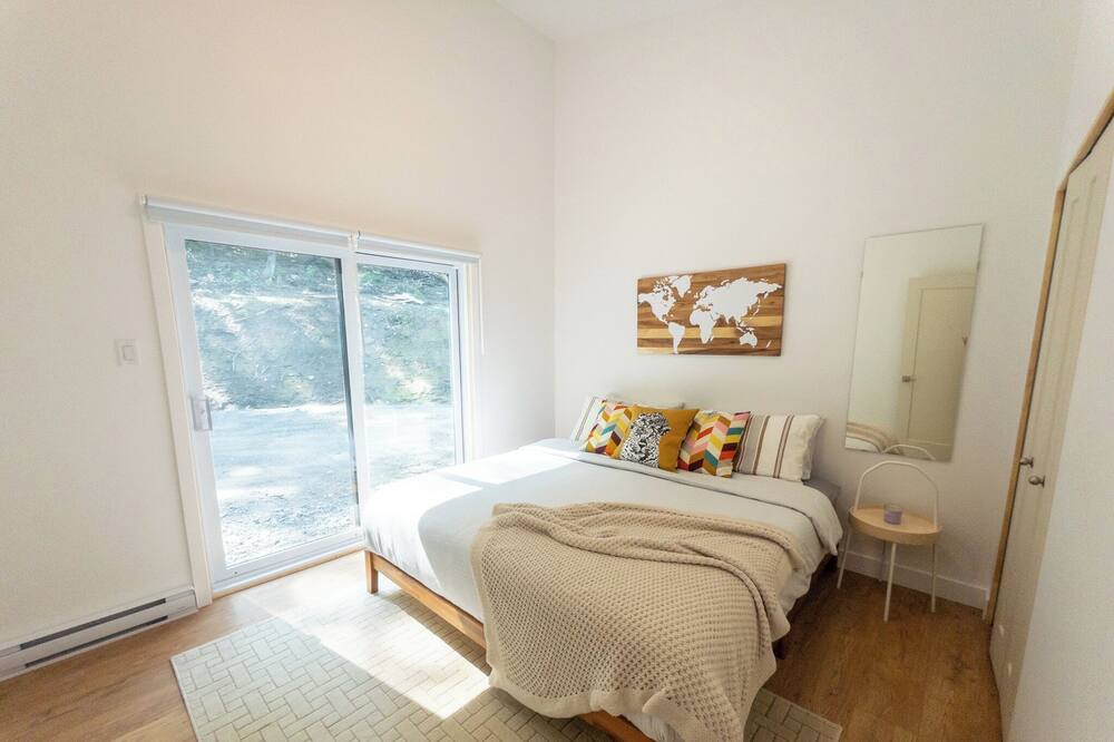 Photo of Bedroom in La Peche