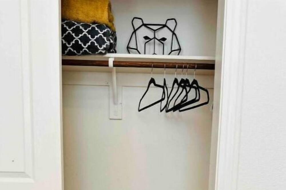 Photo of Others in Hood
