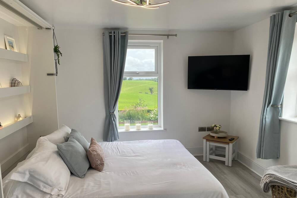 Photo of Others in Newent