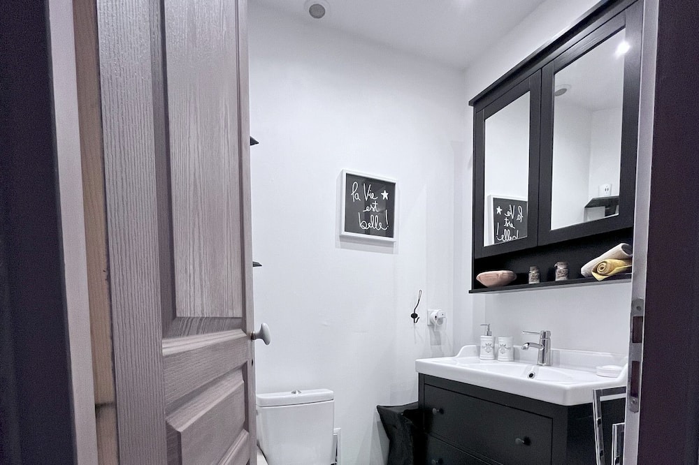 Photo of Bathroom in Saint-Pierre - Rene II - Bonsecours