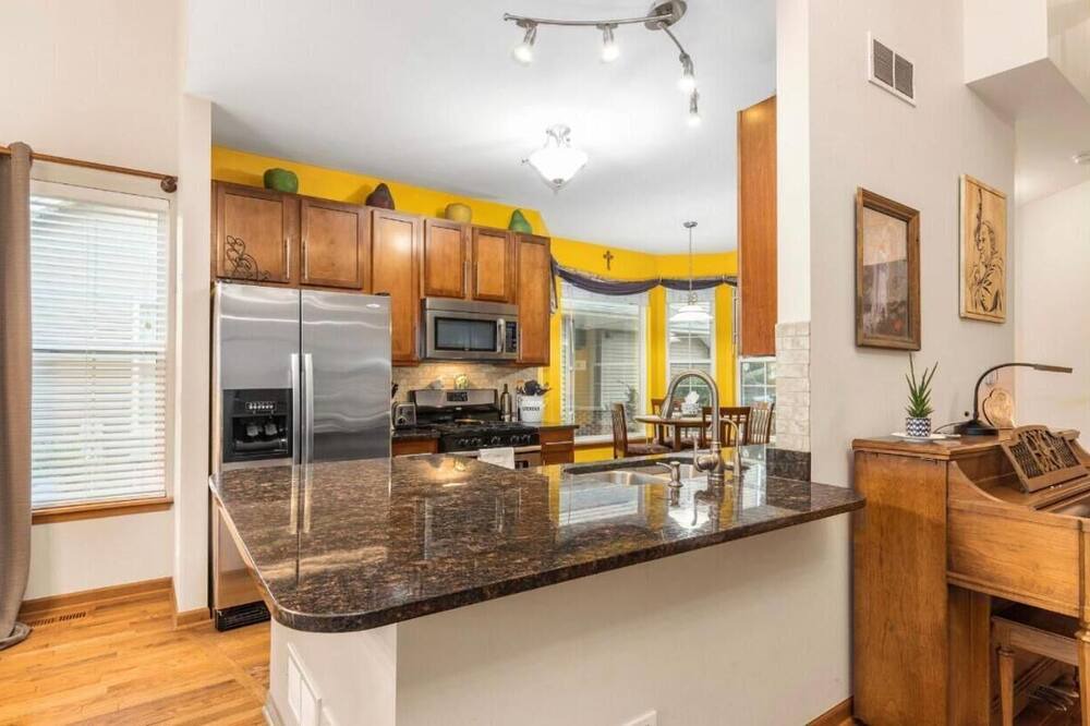 Photo of Kitchen in Romeoville