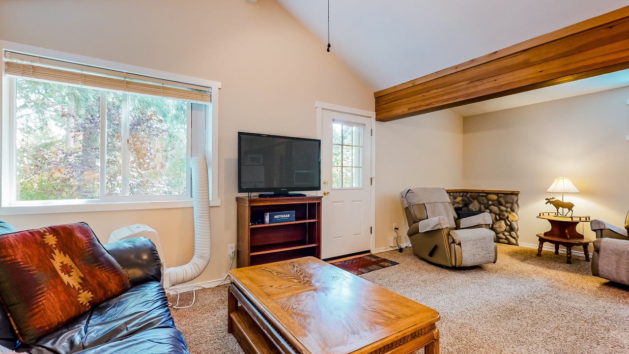 Photo of Livingroom in Cle Elum