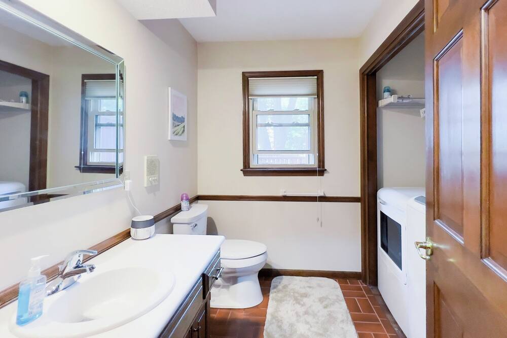 Photo of Bathroom in Overland Park