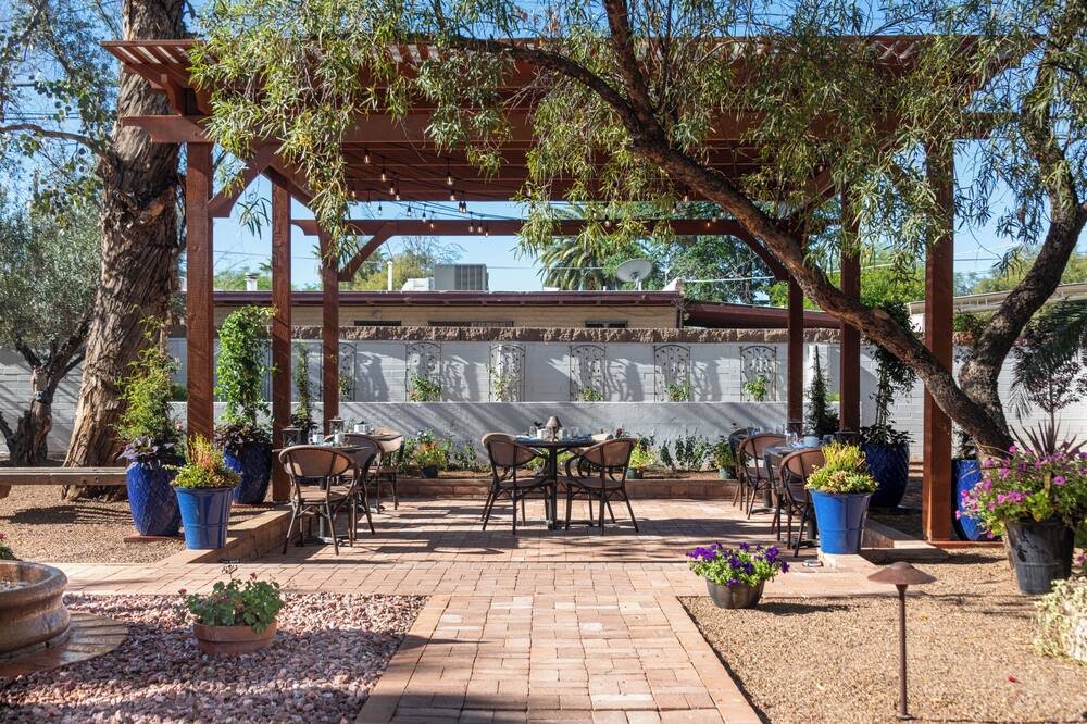 Photo of Patio Balcony in Sam Hughes