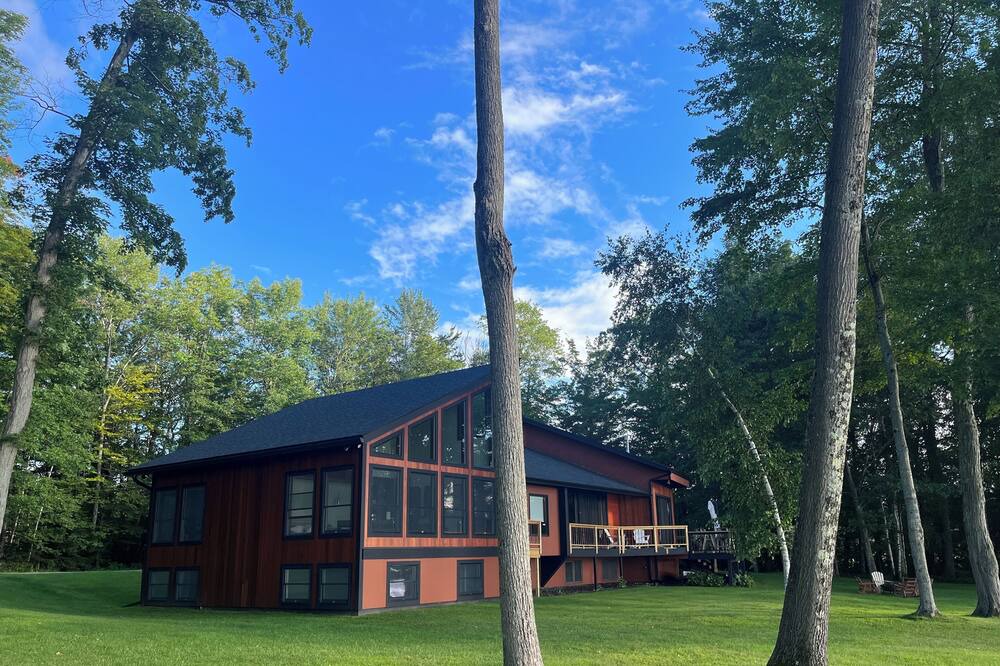 Photo of Outdoor in Newport