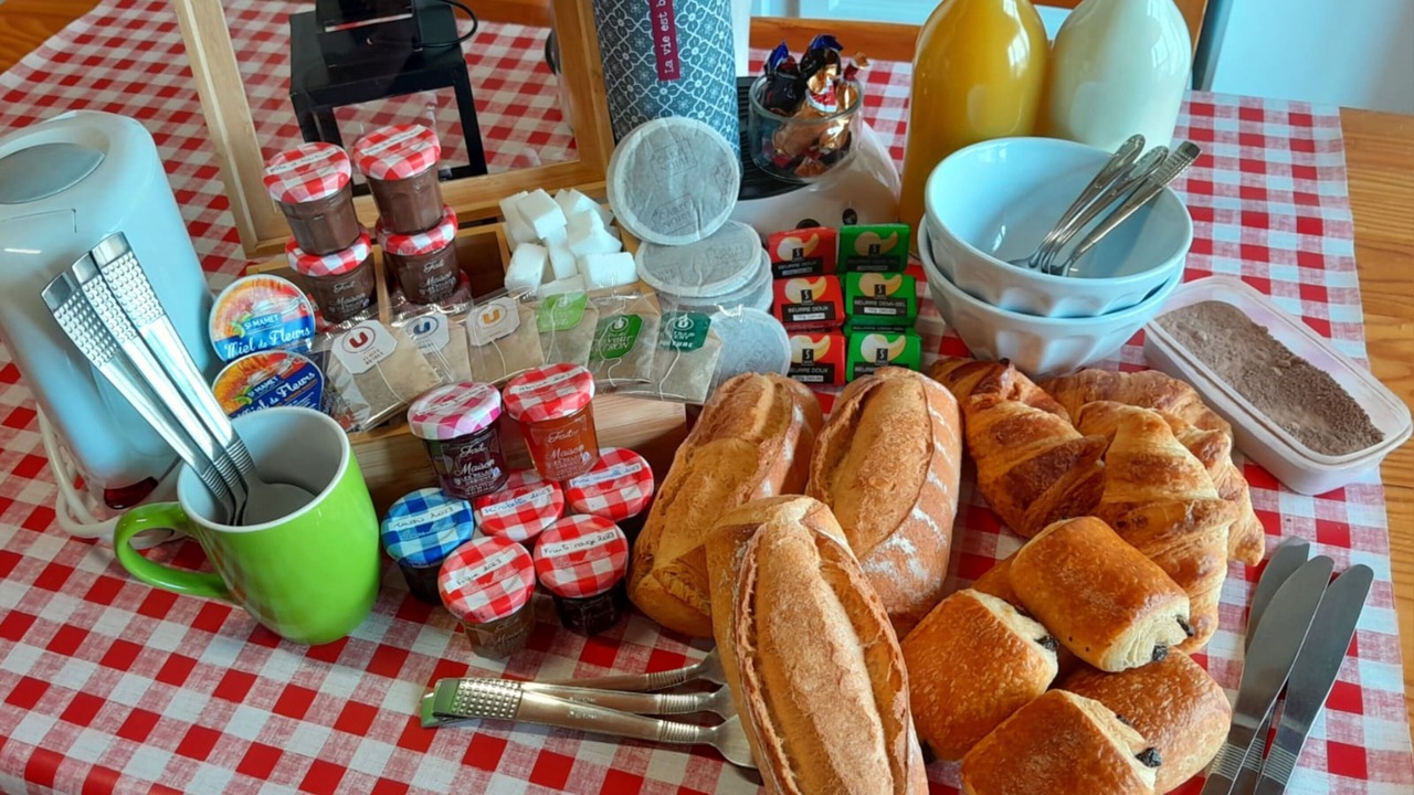 Photo of Others in Orbigny