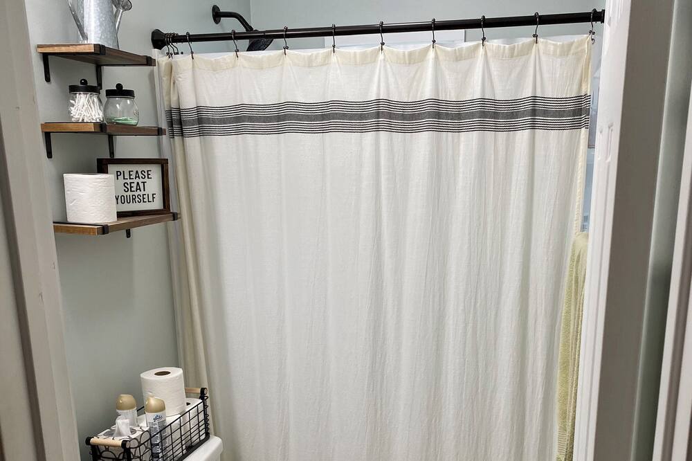Photo of Bathroom in Gulivoire Park