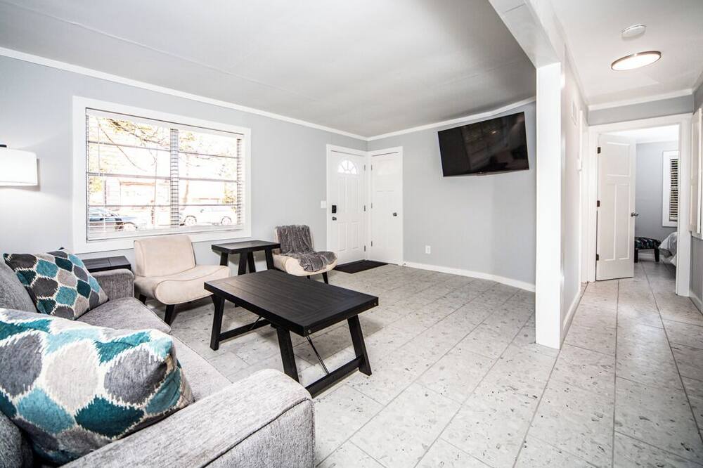 Photo of Livingroom in Kansas City
