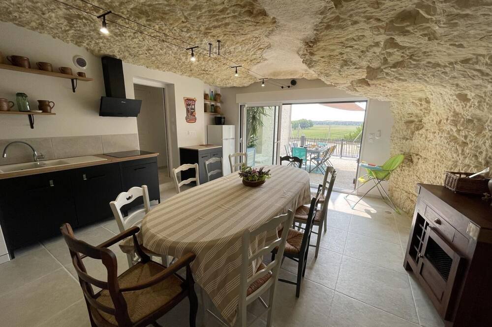 Photo of Kitchen in Limeray