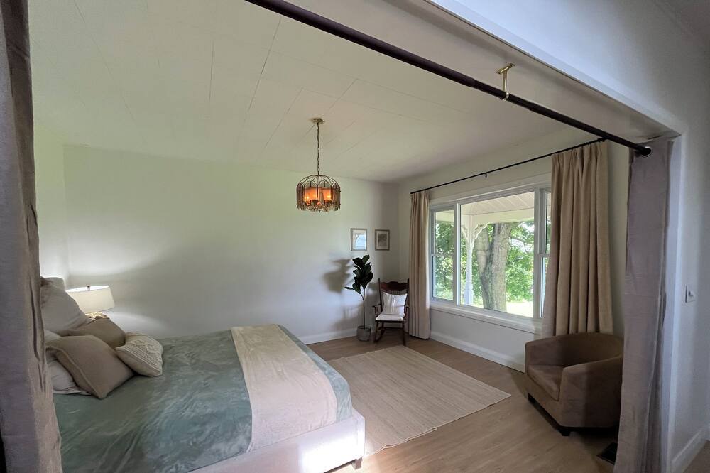 Photo of Bedroom in Douro-Dummer
