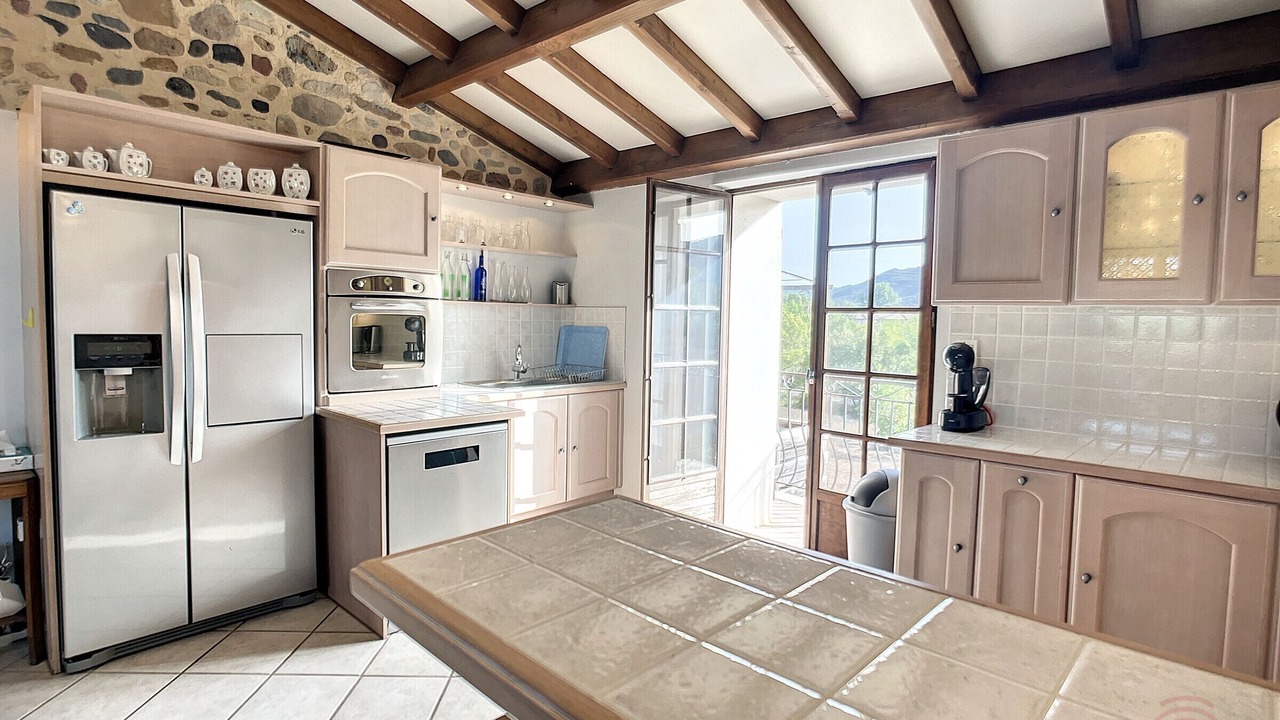 Photo of Kitchen in La Tour-Sur-Orb