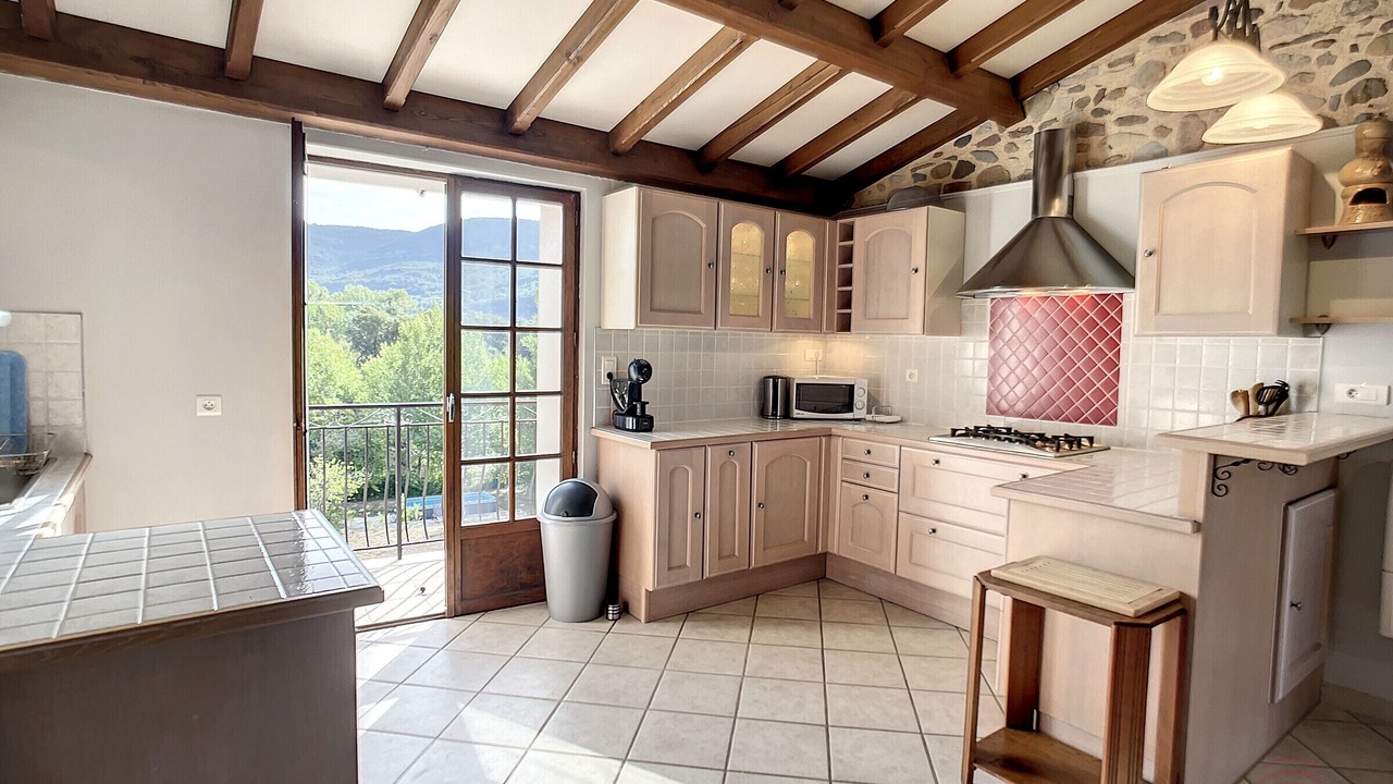 Photo of Kitchen in La Tour-Sur-Orb