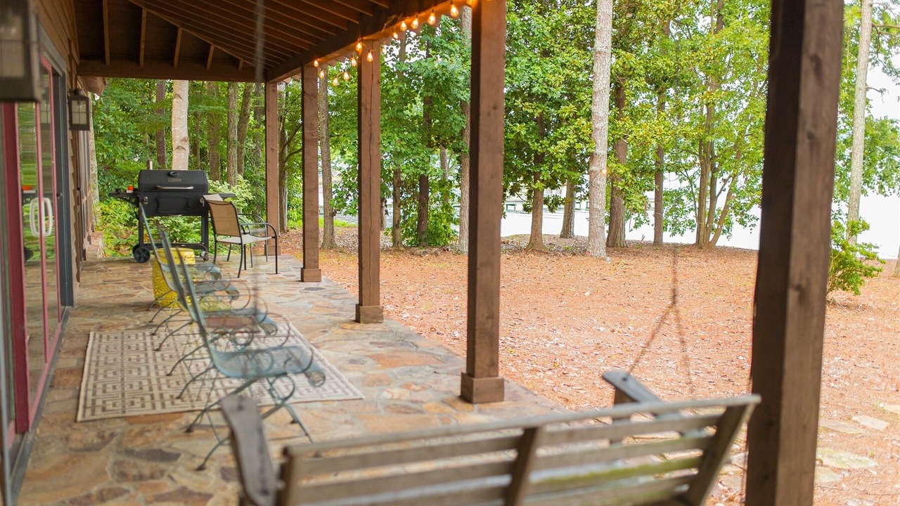 Photo of Patio Balcony in Groveoak