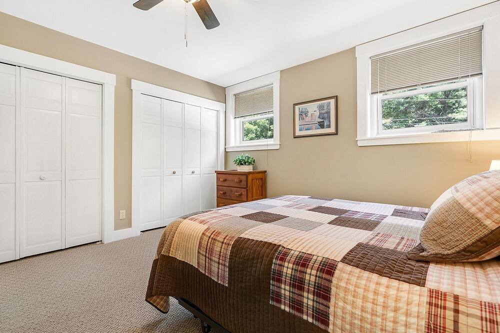 Photo of Bedroom in Bryant Pond