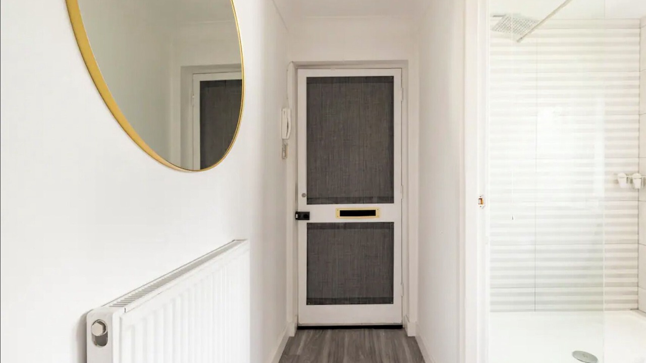 Photo of Others in Eton