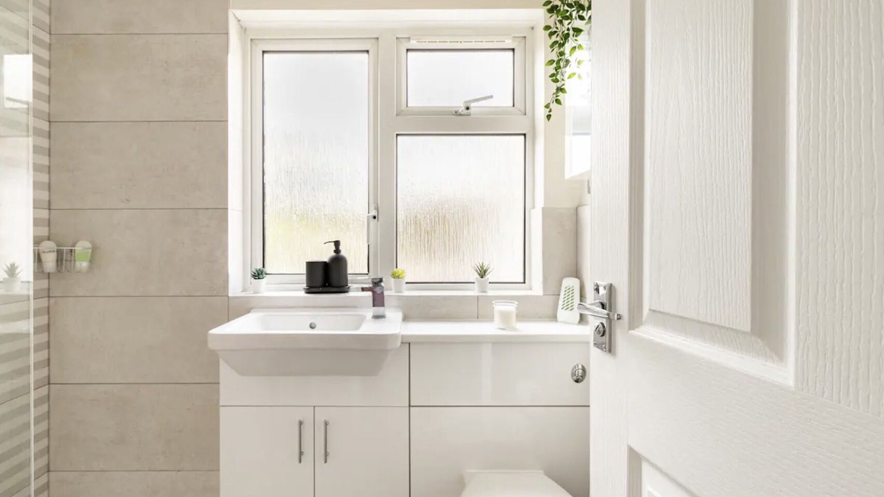 Photo of Others in Eton