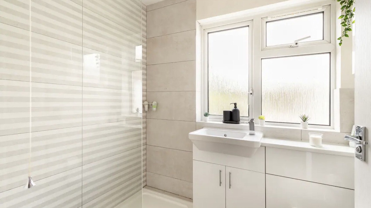 Photo of Others in Eton