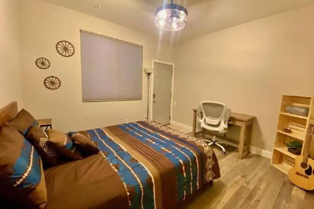 Photo of Bedroom in Victorville