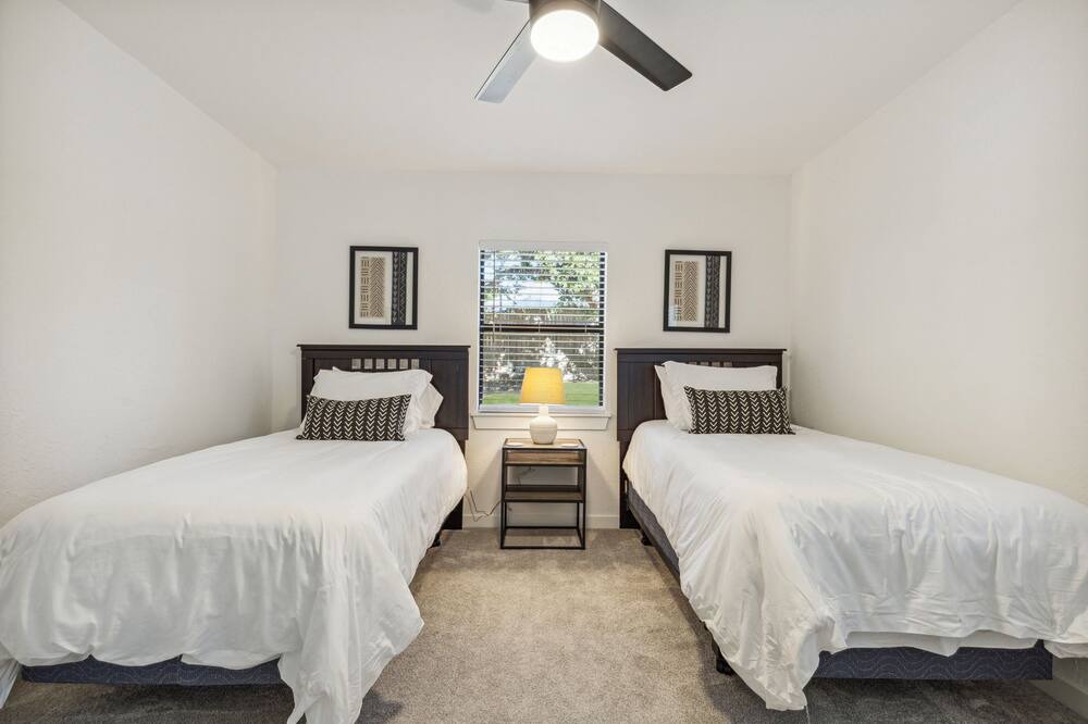 Photo of Bedroom in Grapevine