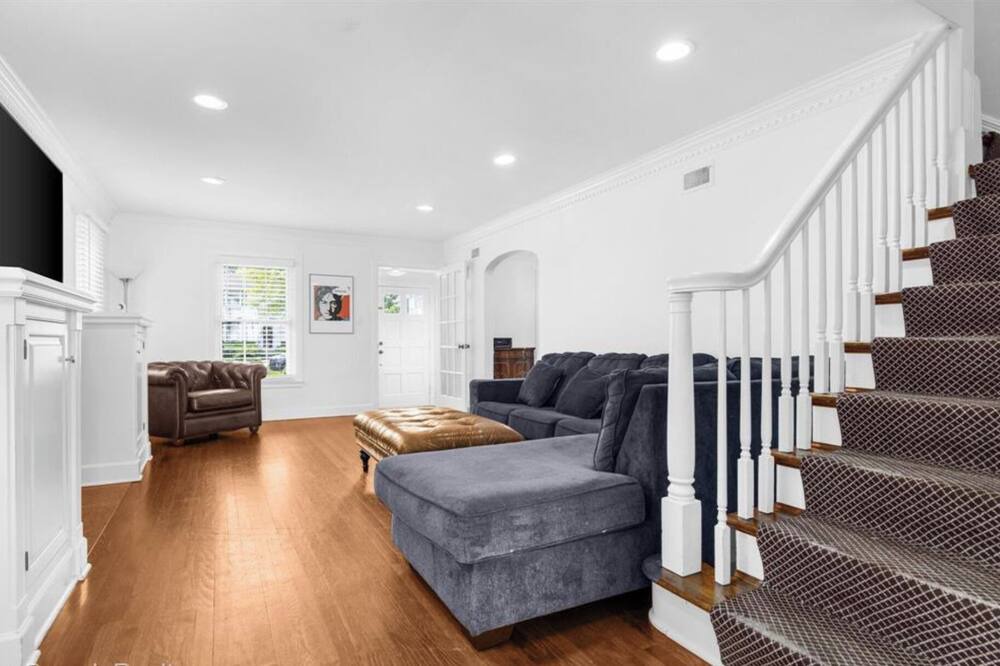 Photo of Livingroom in Birmingham