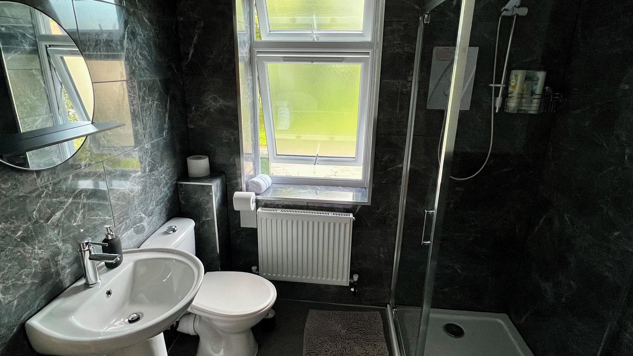 Photo of Others in Rufford