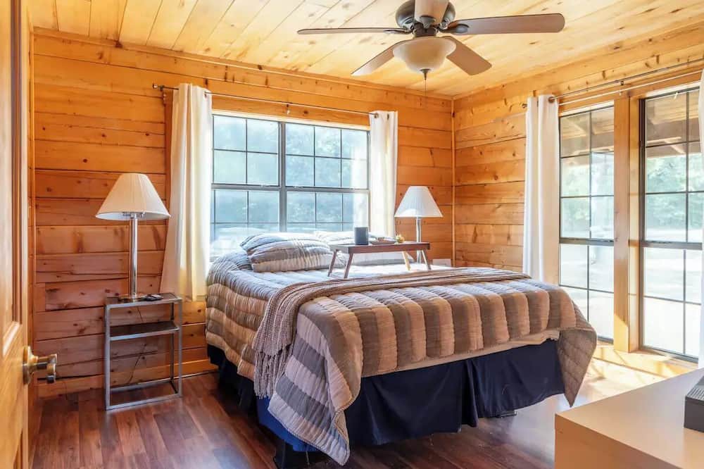 Photo of Bedroom in Carmine