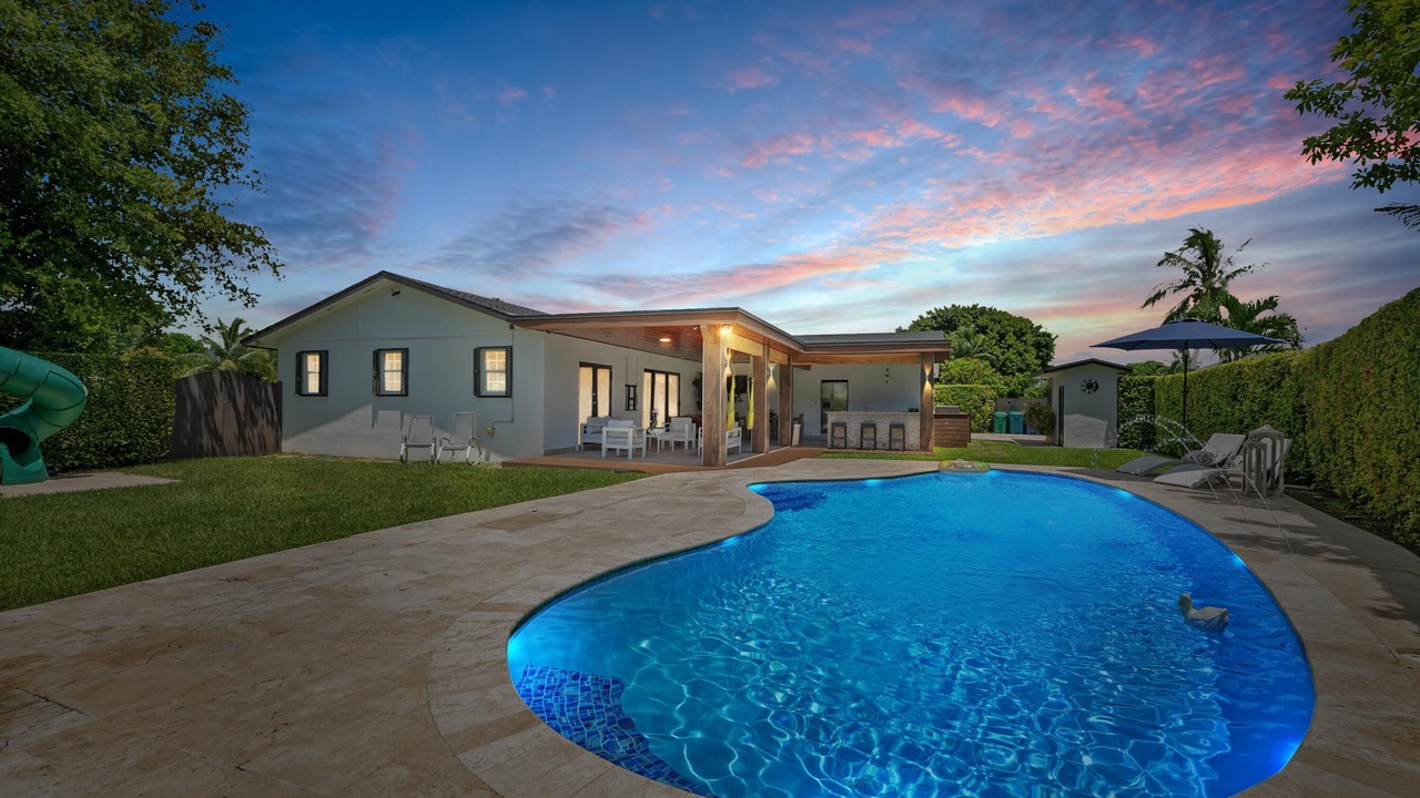 Photo of Outdoor in Palmetto Estates