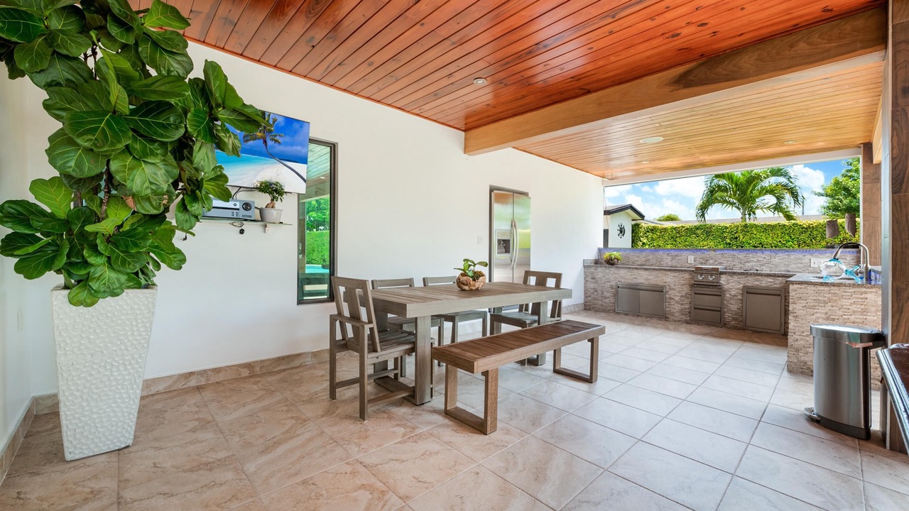Photo of Outdoor in Palmetto Estates