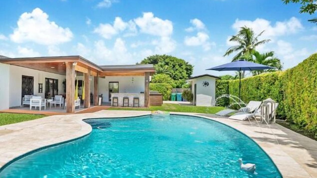 Photo of Outdoor in Palmetto Estates