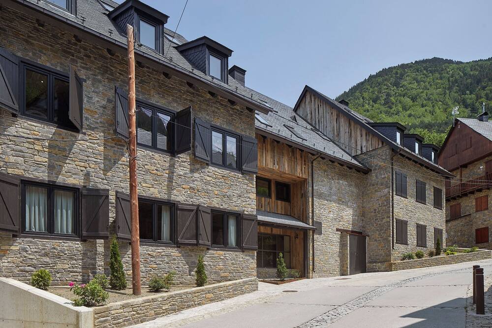Photo of Outdoor in Arties