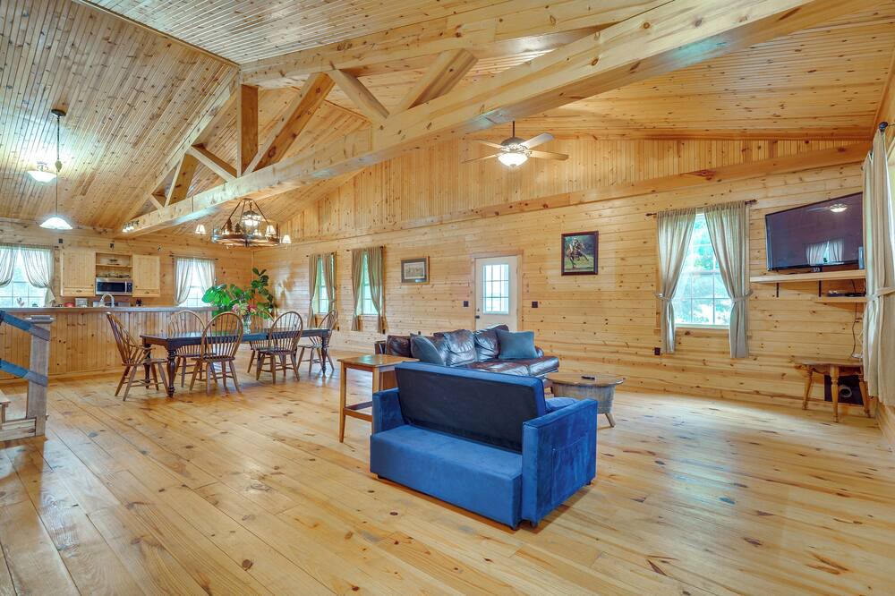 Photo of Livingroom in Turners