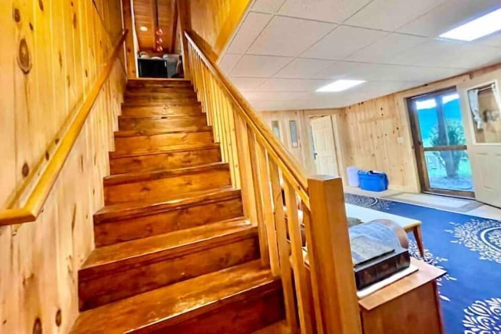 Photo of Others in Clemons