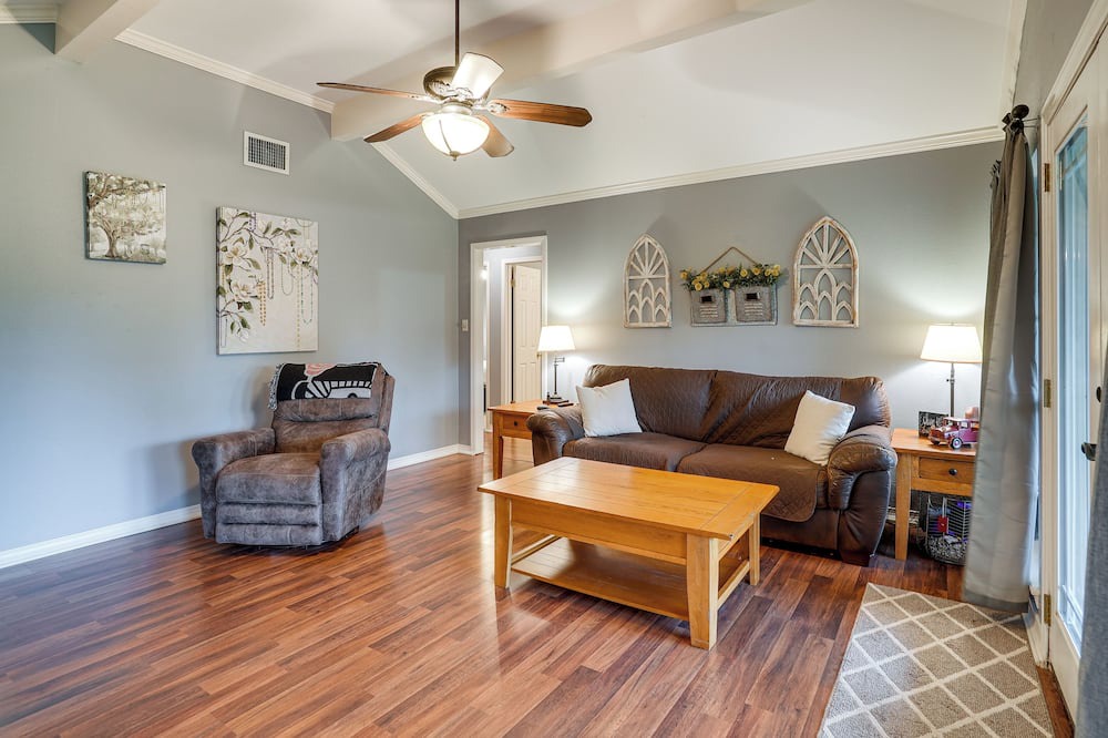 Photo of Livingroom in Bossier City