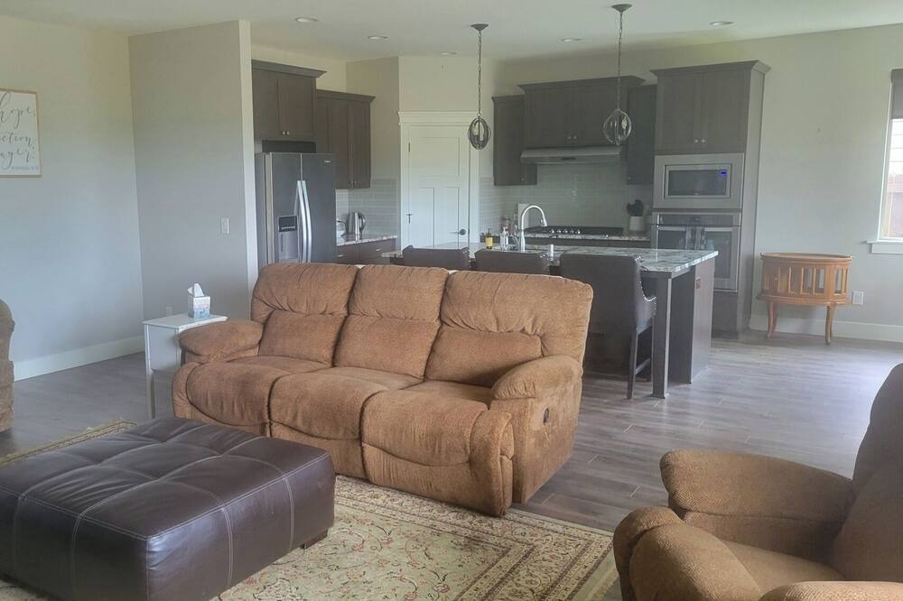 Photo of Livingroom in Ridgefield