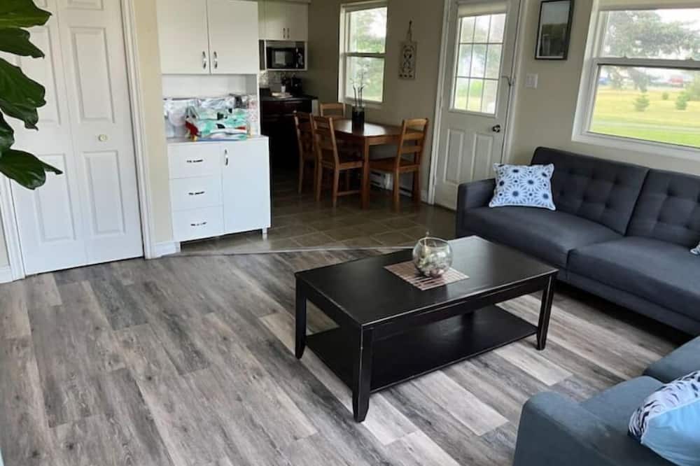Photo of Livingroom in Cormierville