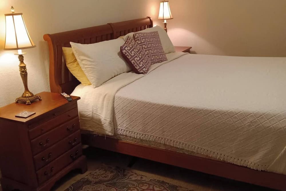 Photo of Bedroom in Rosenberg