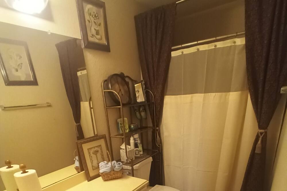 Photo of Bathroom in Rosenberg
