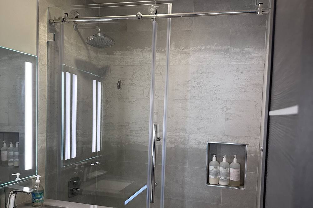 Photo of Bathroom in Old Towne