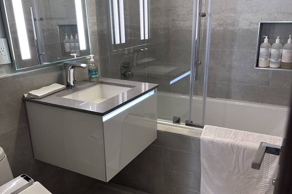Photo of Bathroom in Old Towne