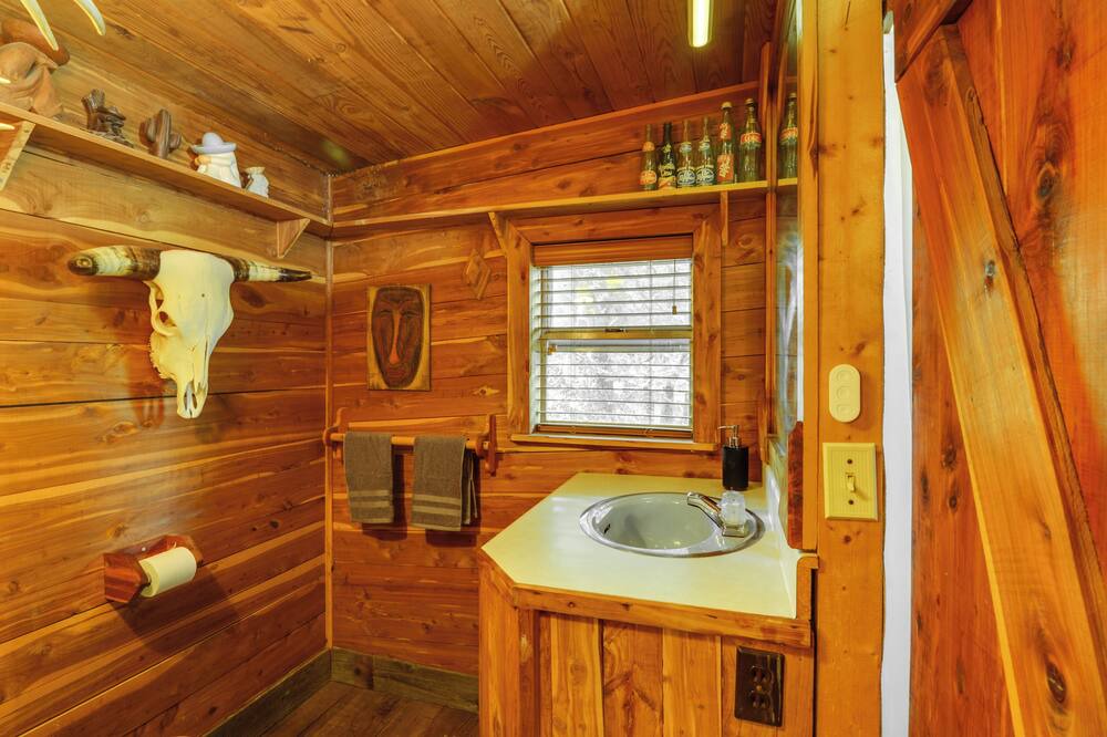Photo of Bathroom in Wilburn