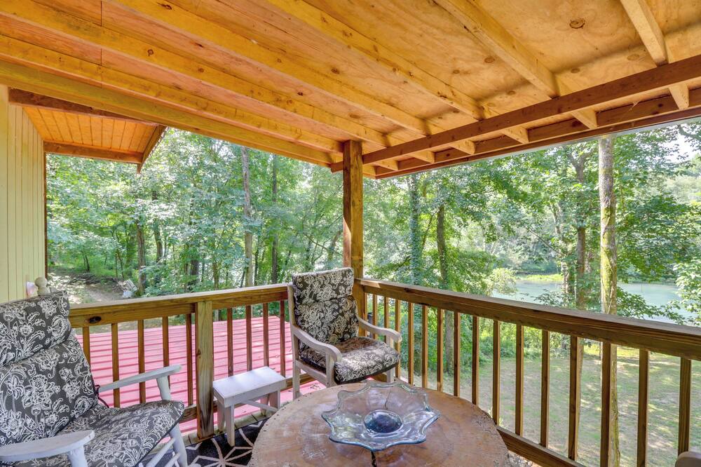 Photo of Patio Balcony in Wilburn