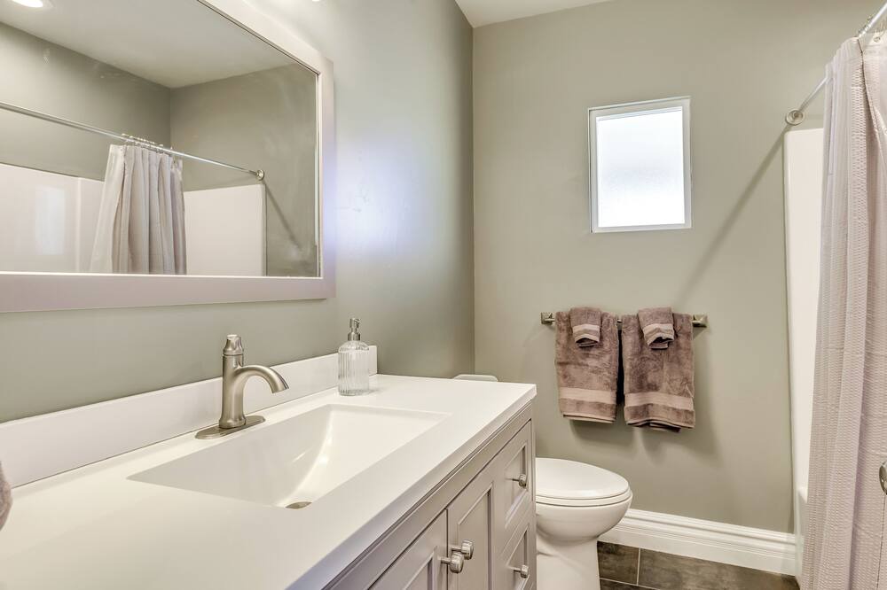 Photo of Bathroom in Alamogordo