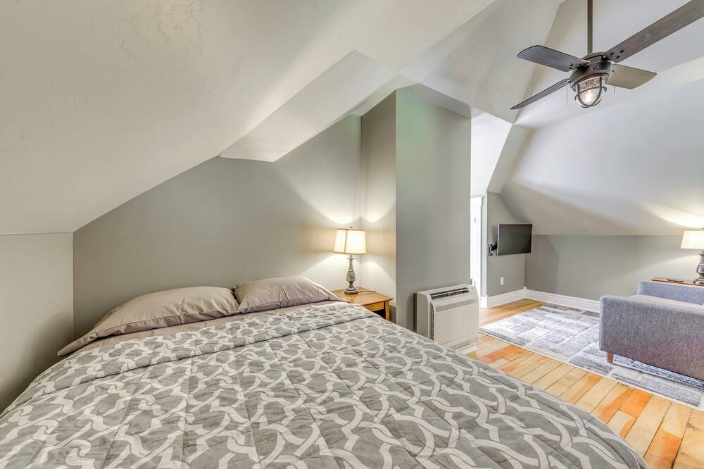 Photo of Bedroom in Alamogordo