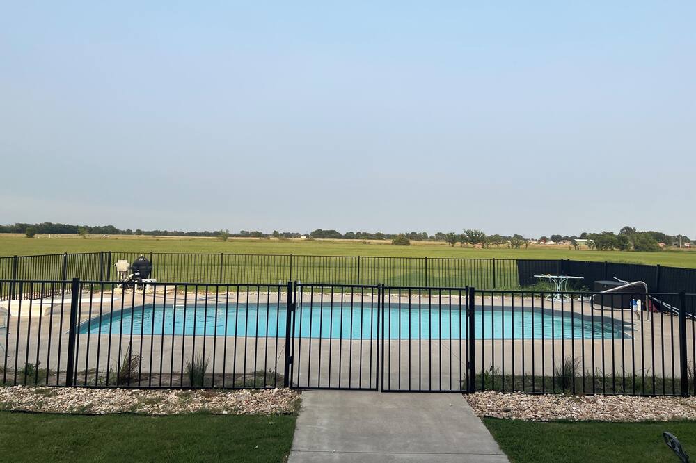 Photo of Outdoor in Pryor