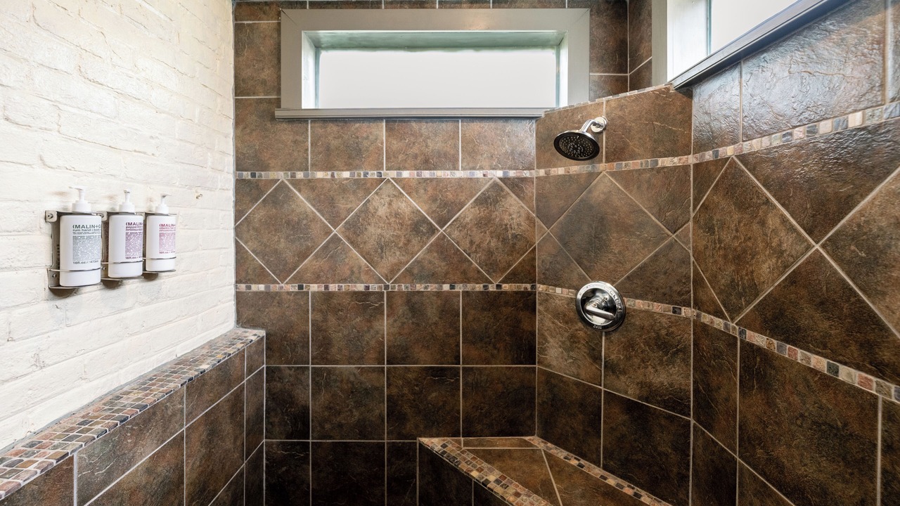 Photo of Bathroom in North Garden